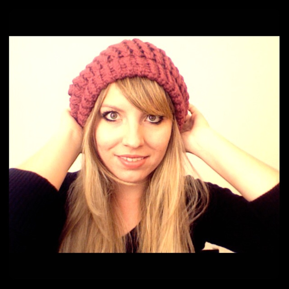 Handmade Beret Slouchy Knit Cap Rose Pink